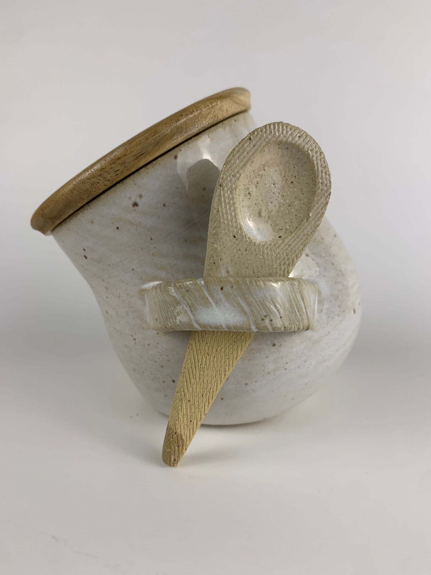 (SOLD OUT) Salt cellar with lid and spoon