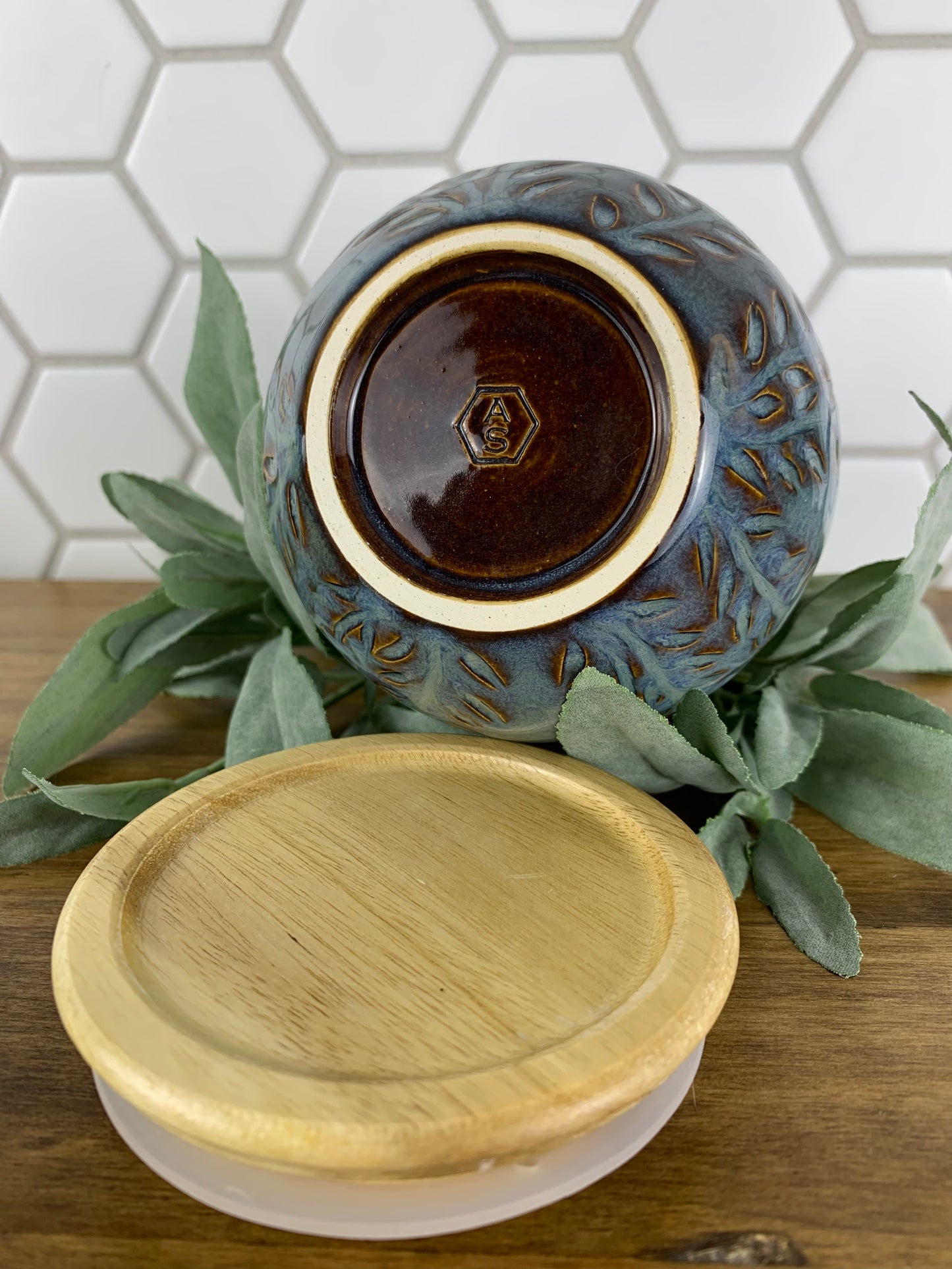 Carved Tumbler with Wooden Lid